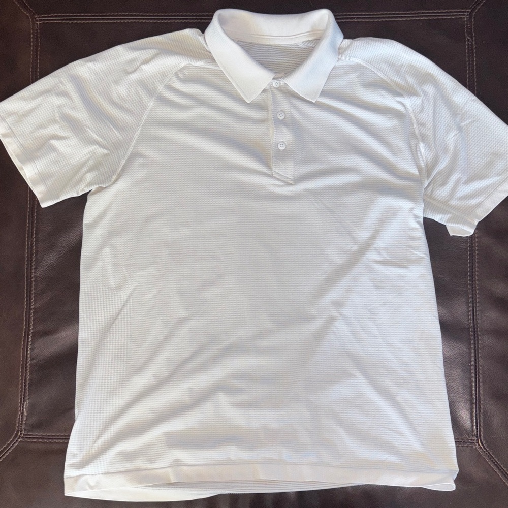 Lululemon Men's White Polo performance golf Shirt. L